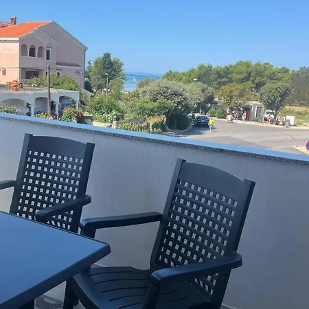 M & M, Schoene Nur 200m Vom Apartment Zaton (Zadar)